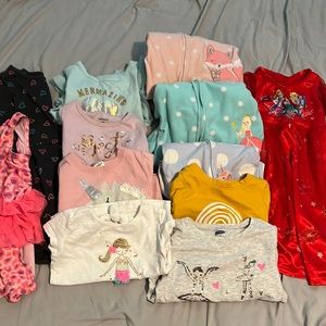 Toddler girls 2t clothing lot- 12 pieces - shirts & pjs